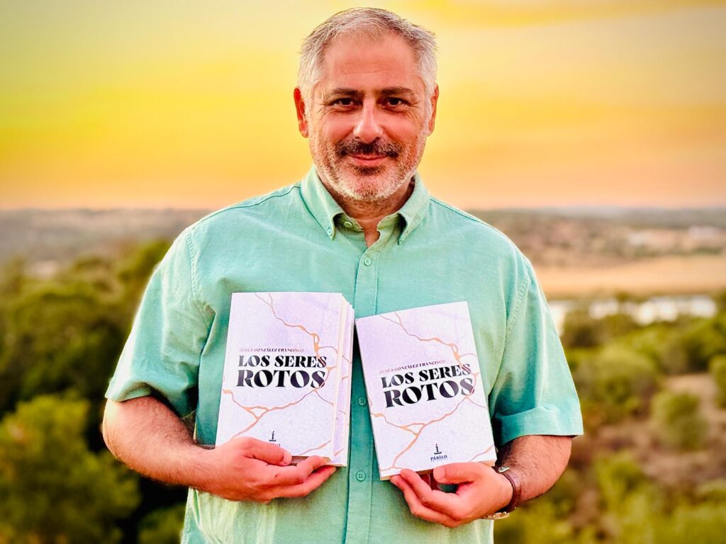 Jesús González Francisco da el salto a la novela construyendo ‘Los seres rotos’ 1 - Pábilo Editorial