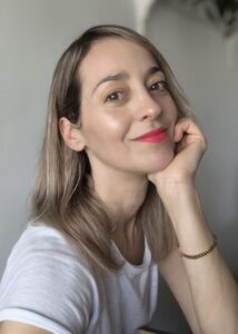 BESOS EN LA FRENTE, de María Izquierdo Vázquez y Mercedes Galán Arteaga 2 - Pábilo Editorial